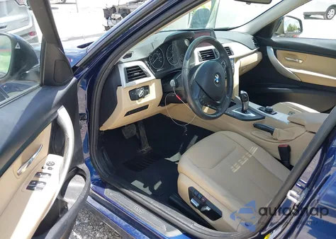 2018 BMW 320I I z USA, uszkodzony, nr VIN WBA8A9C57JAH13310